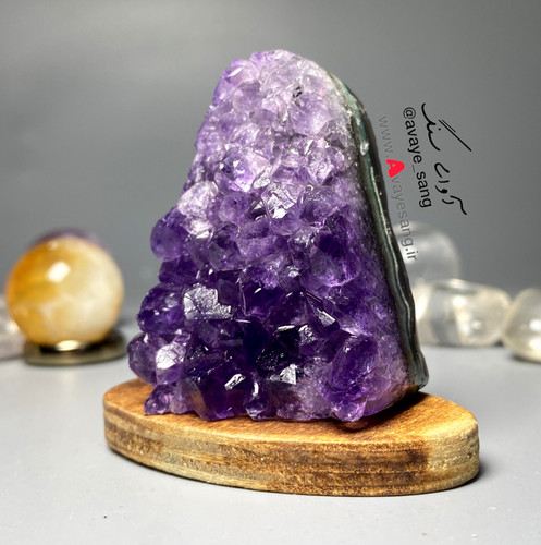 سنگ راف آمیتیس برزیل اصلی طبیعی تراش نخورده ومعدنی ۷۰ گرمی