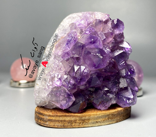 سنگ راف آمیتیس برزیل بلور درشت حاشیه سفید ۱۳۶ گرمی