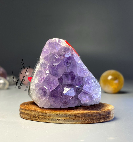 سنگ راف آمیتیس برزیل اصلی طبیعی بلورهای درشت ۶۲ گرمی