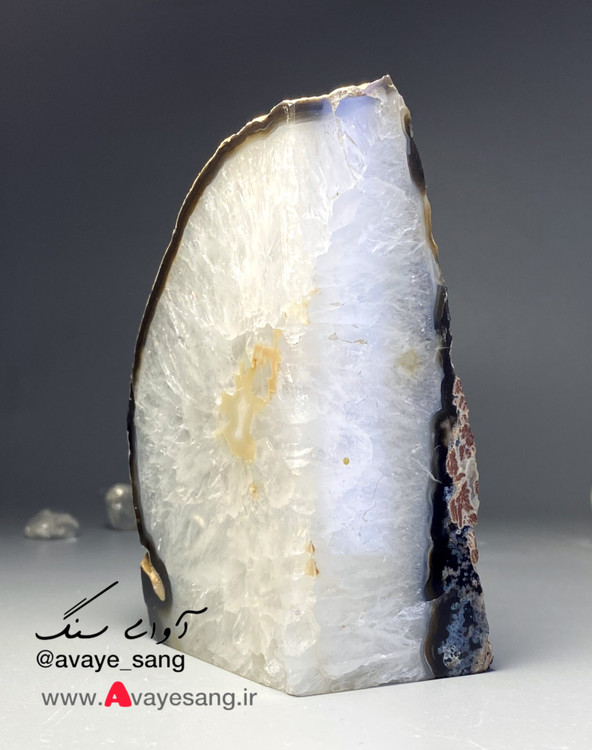 سنگ راف کوارتز عقیق برزیلی سفید رنگ کوارتز با حاشیه نازک عقیق
