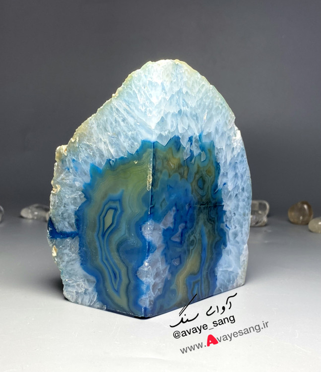 سنگ راف کوارتز عقیق برزیلی آبی ۸۱۸ گرمی تکی