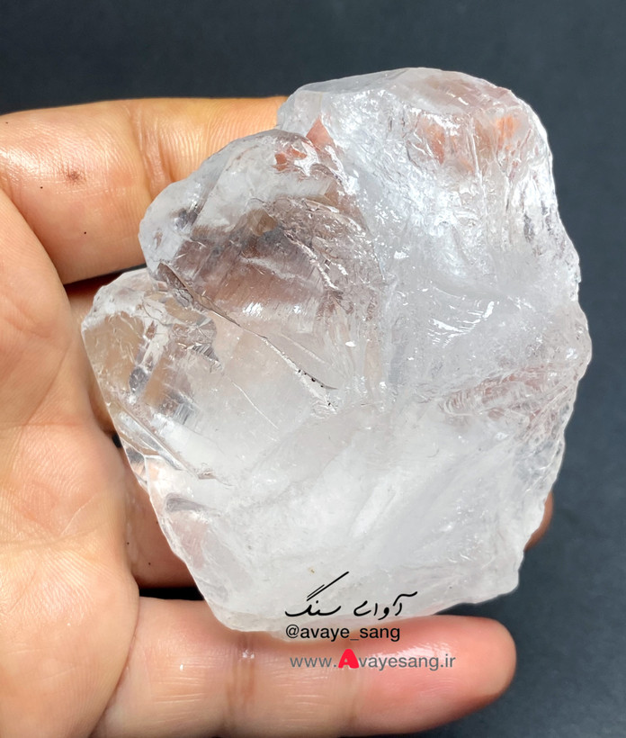 سنگ کریستال کوارتزشفاف طبیعی؛ تراش نخورده 137 تا ۱۹۷ گرم، ۷ سانت تا ۱۰ سانت
